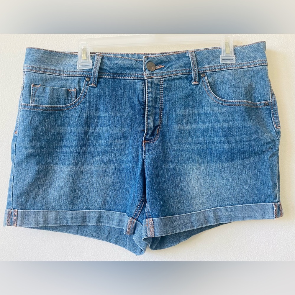 Faded Glory EUC women's cuffed denim jean shorts 14
